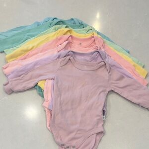 Honest Baby Company Pastel Kids Bodysuit Collection Size 3-6 months